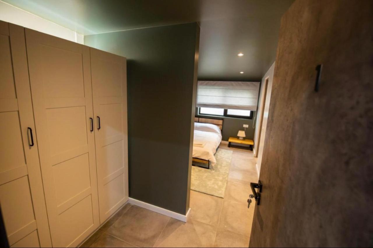 Casa Doner Rooms 克拉奥华 外观 照片